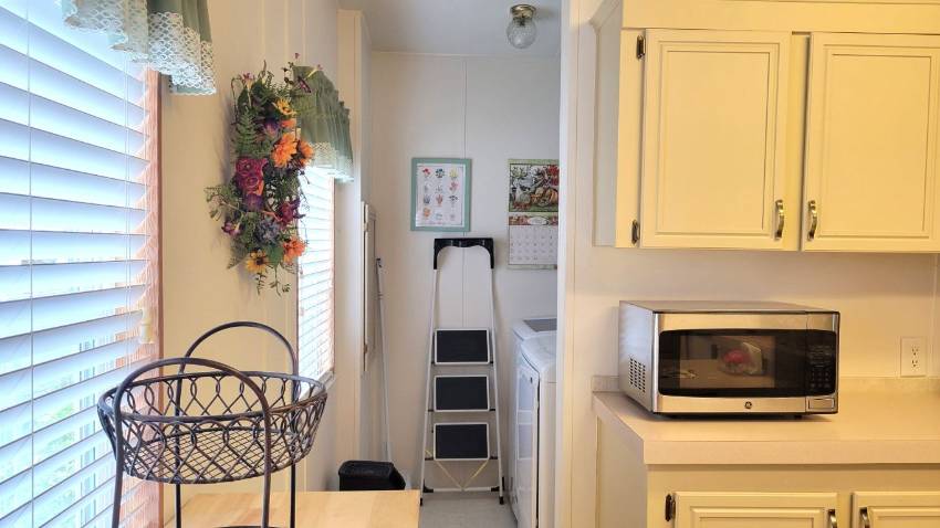 305 Midnight Cypress Drive a Winter Haven, FL Mobile or Manufactured Home for Sale